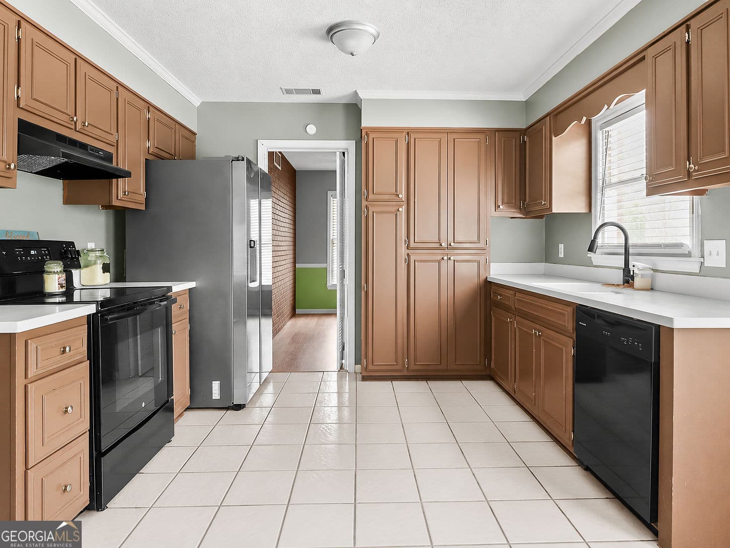 4 bedroom, 2 bathroom, 2,004 sq ft single family residence for sale at 127 Pine Bluff Drive, Statesboro, GA 30458 — photo 8