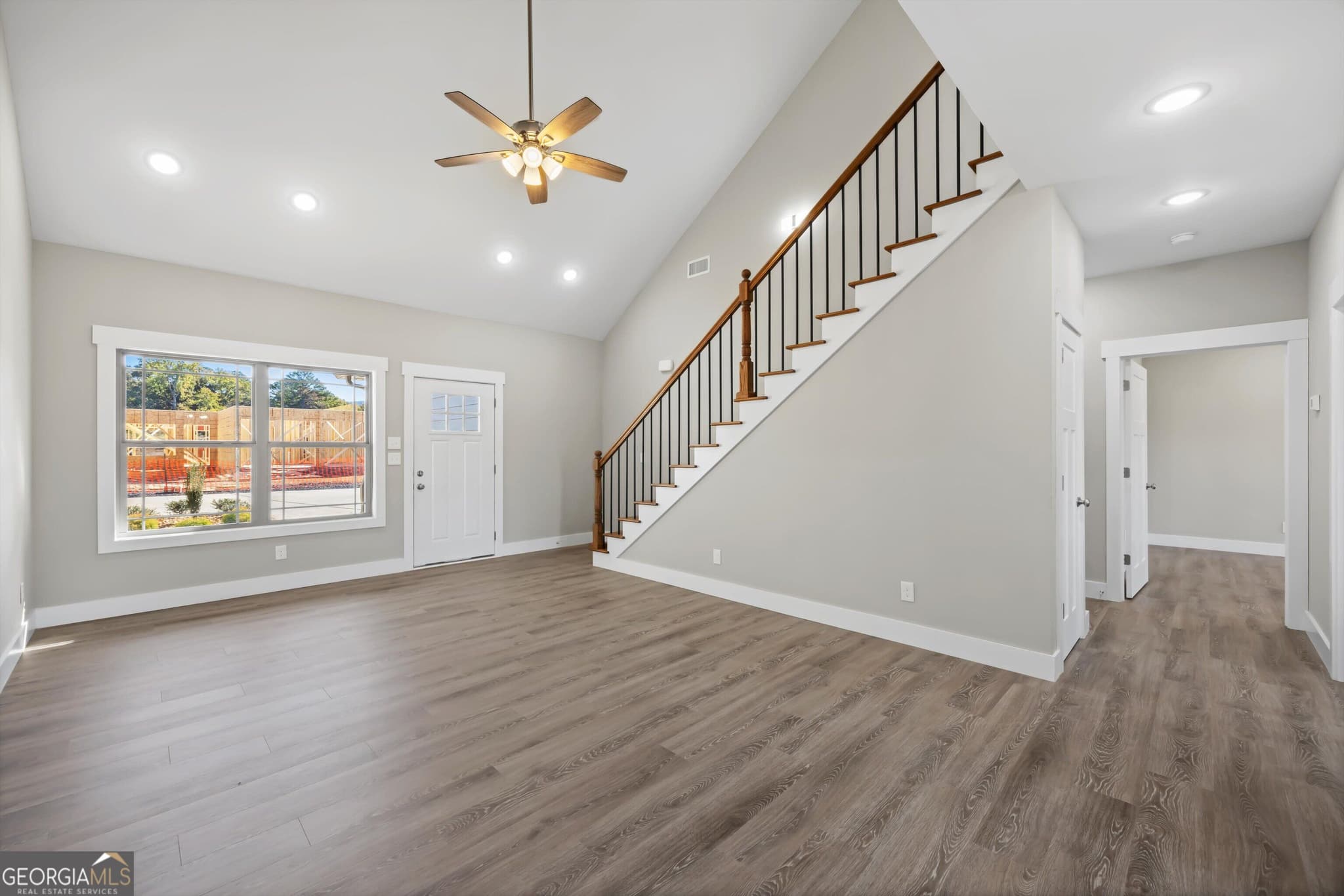 3 bedroom, 2.5 bathroom, 1,860 sq ft townhouse for sale at 81 Maddox Lane, Chatsworth, GA 30705 — photo 7