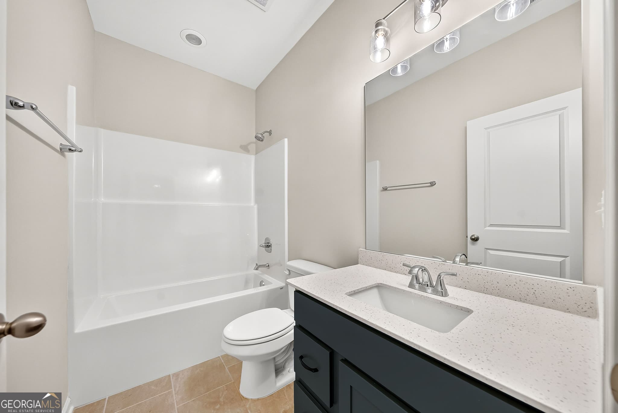 5 bedroom, 3 bathroom, 2,820 sq ft single family residence for sale at 112 Ironwood Way 83, Midland, GA 31820 — photo 8