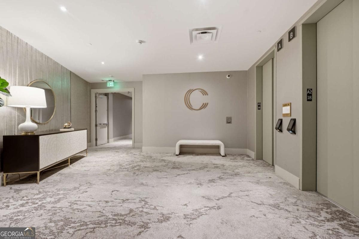 3 bedroom, 2.5 bathroom, 2,460 sq ft condominium for sale at 3107 Peachtree Road 1804, Atlanta, GA 30305 — photo 5