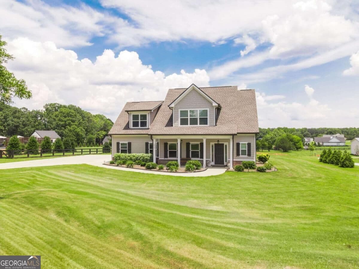 4 bedroom, 2.5 bathroom, 2,724 sq ft single family residence for sale at 1515 Gratis Road, Monroe, GA 30656 — photo 7