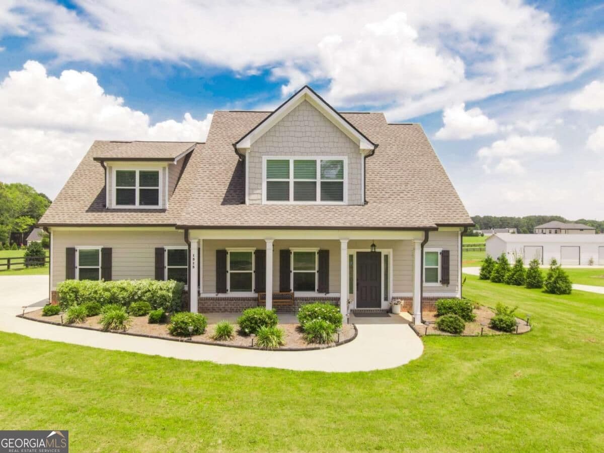 4 bedroom, 2.5 bathroom, 2,724 sq ft single family residence for sale at 1515 Gratis Road, Monroe, GA 30656 — photo 1 of 79