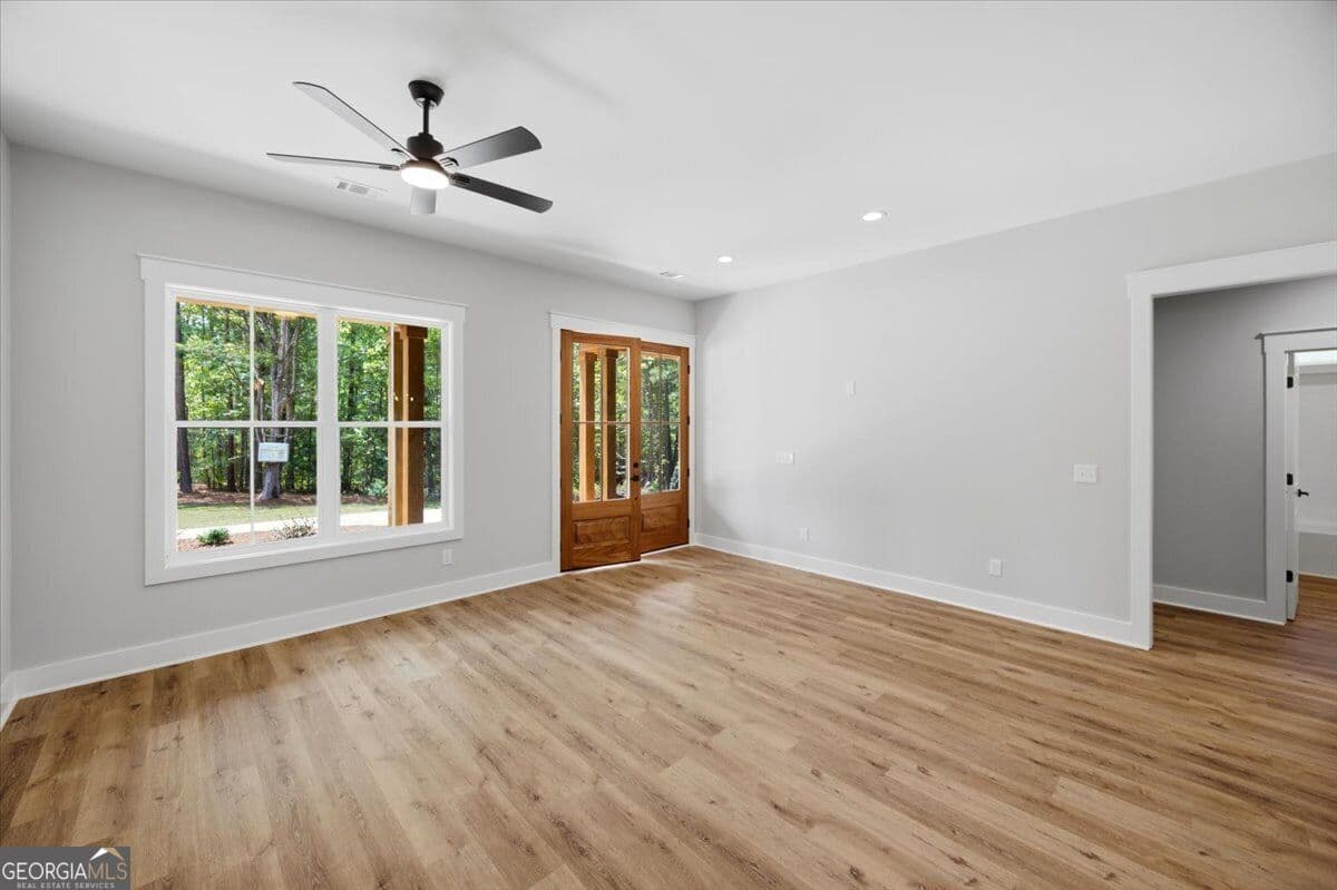 3 bedroom, 2.5 bathroom, 1,732 sq ft single family residence for sale at 1273 English Road, Forsyth, GA 31029 — photo 6