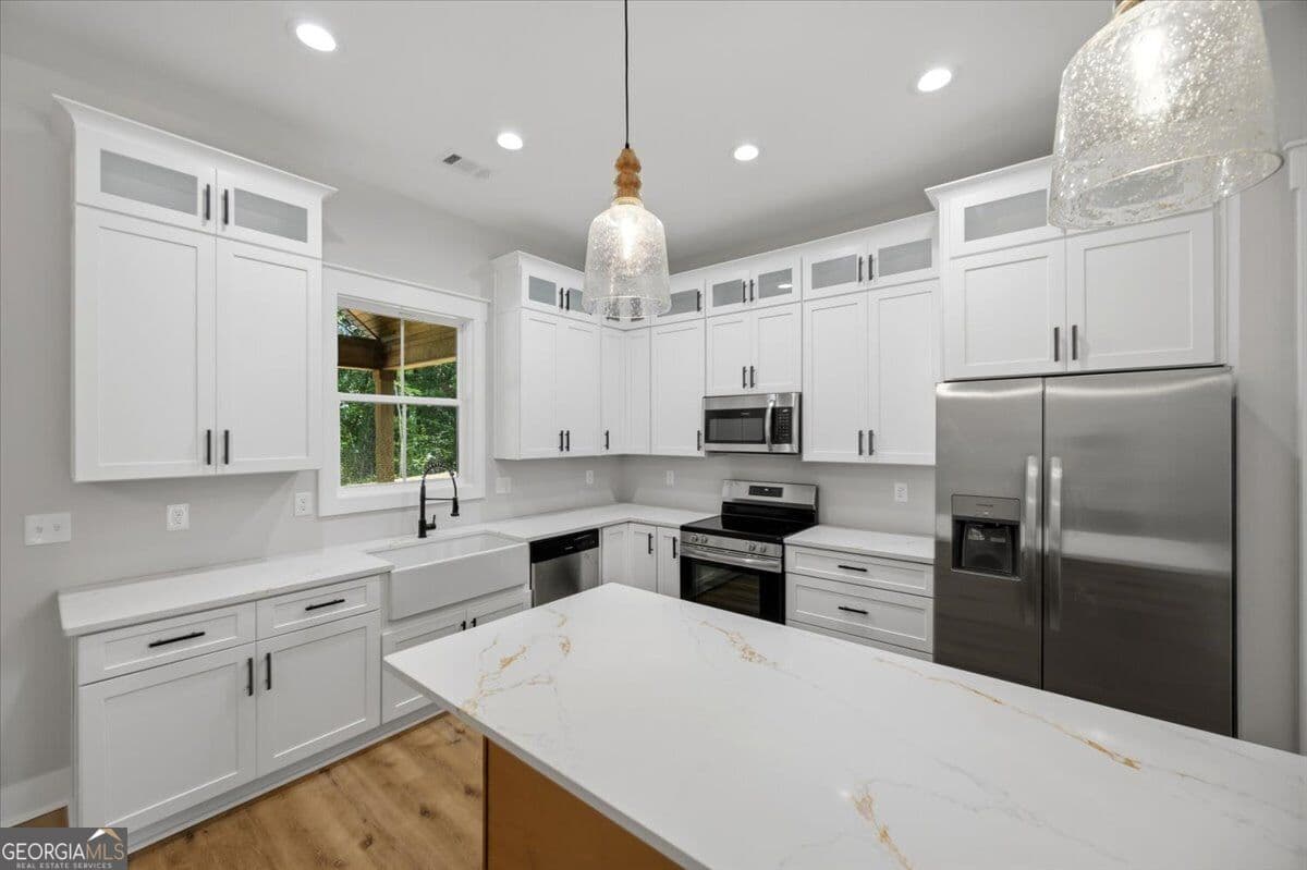 3 bedroom, 2.5 bathroom, 1,732 sq ft single family residence for sale at 1273 English Road, Forsyth, GA 31029 — photo 5
