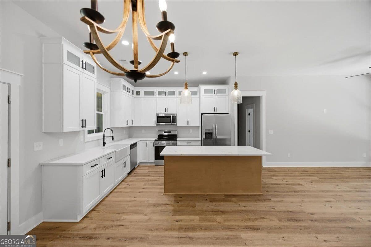 3 bedroom, 2.5 bathroom, 1,732 sq ft single family residence for sale at 1273 English Road, Forsyth, GA 31029 — photo 4