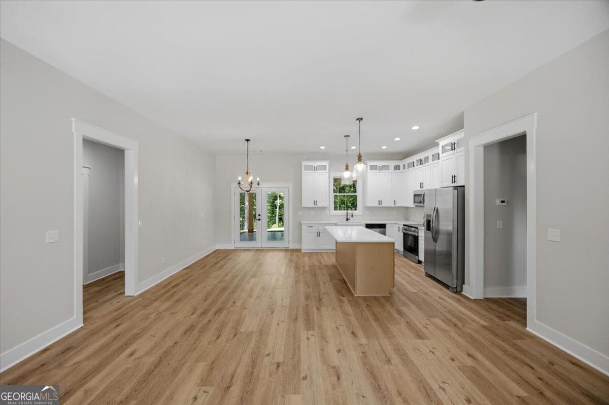3 bedroom, 2.5 bathroom, 1,732 sq ft single family residence for sale at 1273 English Road, Forsyth, GA 31029 — photo 8