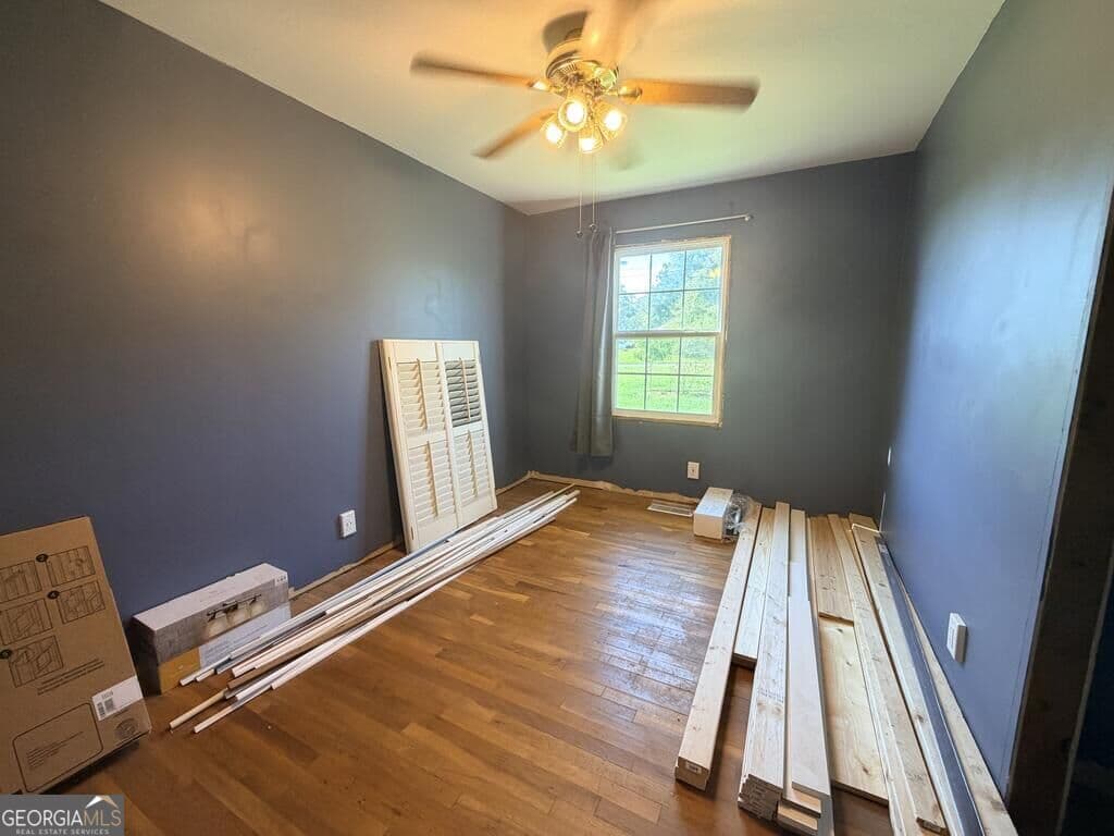 3 bedroom, 2 bathroom, 1,959 sq ft single family residence for sale at 301 Sharon Drive, Americus, GA 31709 — photo 9