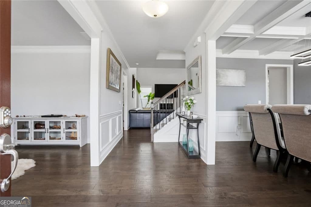6 bedroom, 5 bathroom, 4,347 sq ft single family residence for sale at 1883 Hampton Grove Way, Dacula, GA 30019 — photo 2