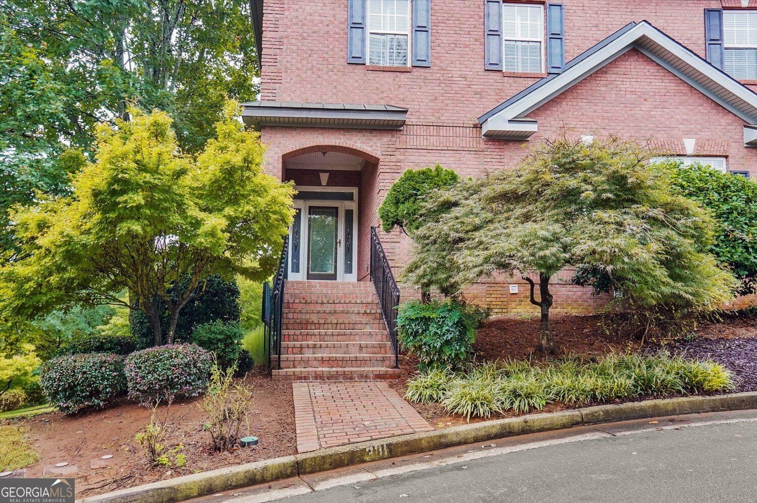 3 bedroom, 4 bathroom, 2,373 sq ft townhouse for sale at 1950 Buford Dam Road #301, Cumming, GA 30041 — photo 1 of 39