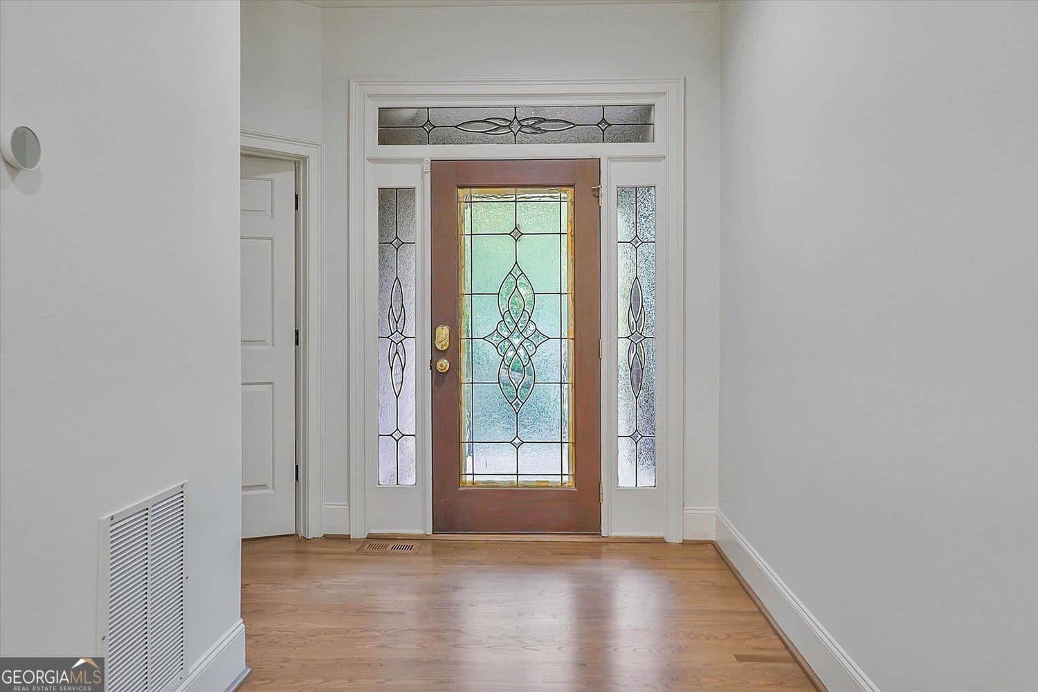 3 bedroom, 4 bathroom, 2,373 sq ft townhouse for sale at 1950 Buford Dam Road #301, Cumming, GA 30041 — photo 5