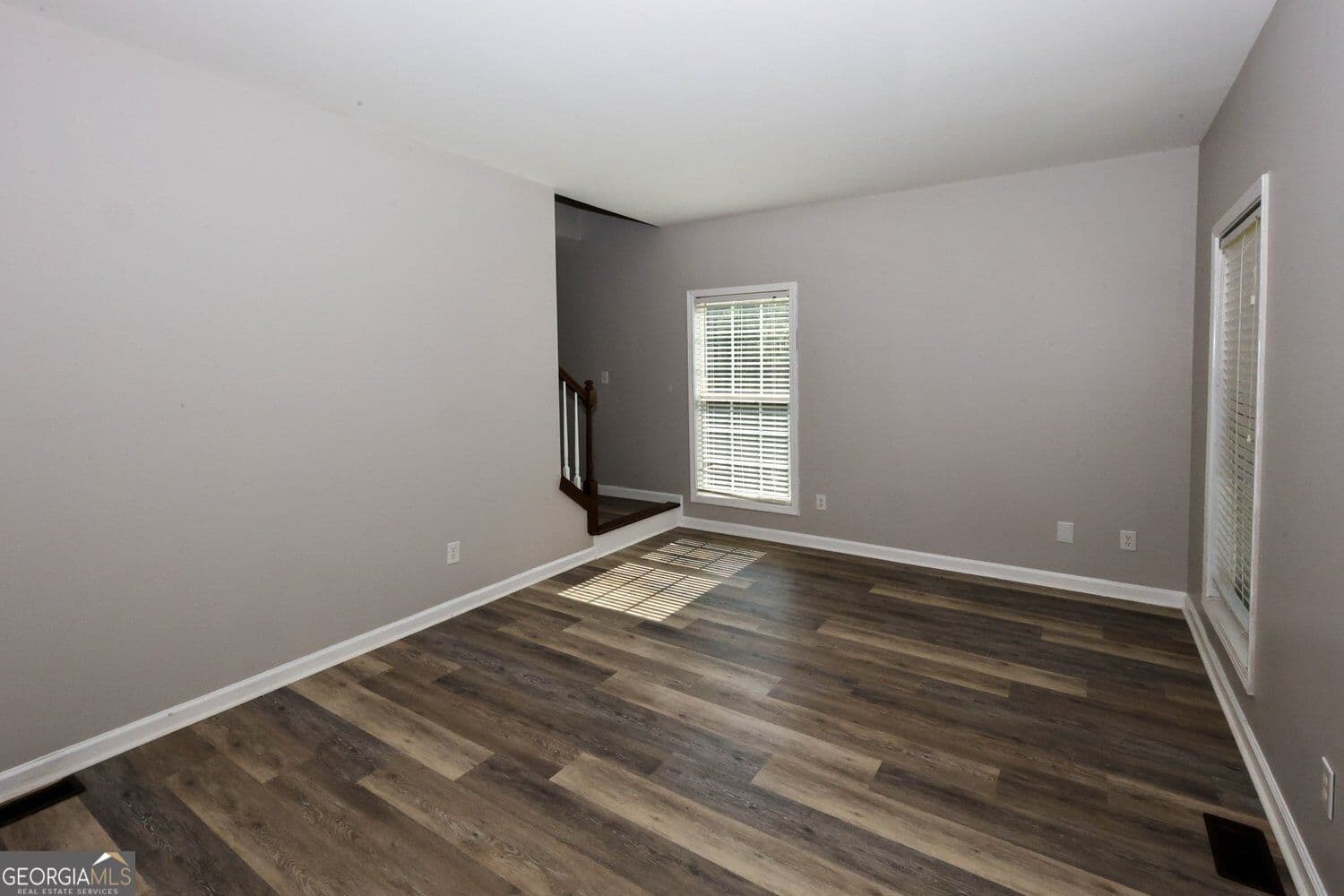 6 bedroom, 3.5 bathroom, 4,808 sq ft single family residence for rent at 2025 Jessica Way, Conyers, GA 30012 for $2,850 a month — photo 6