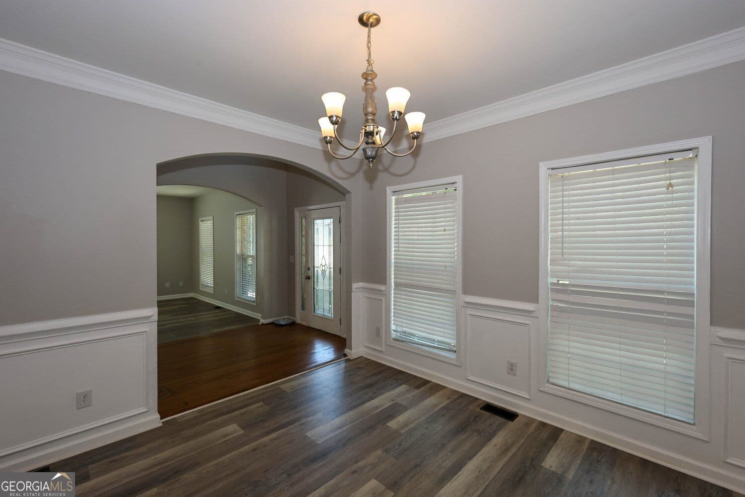 6 bedroom, 3.5 bathroom, 4,808 sq ft single family residence for rent at 2025 Jessica Way, Conyers, GA 30012 for $2,850 a month — photo 5