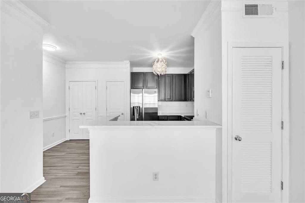 1 bedroom, 1 bathroom, 950 sq ft townhouse for sale at 375 Highland Avenue 1002, Atlanta, GA 30312 — photo 9