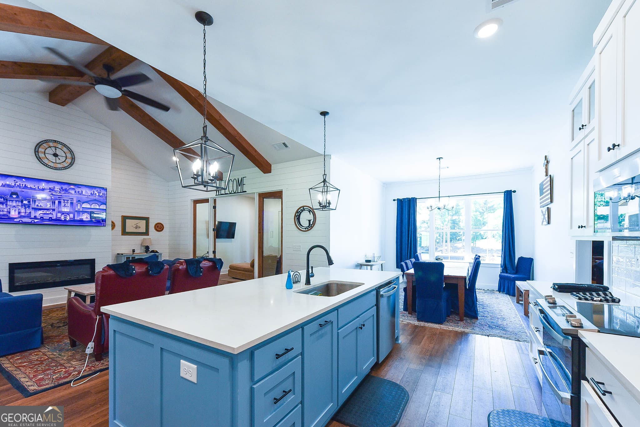 3 bedroom, 3.5 bathroom, 2,570 sq ft single family residence for sale at 209 Lee Road 2121, Salem, AL 36874 — photo 10