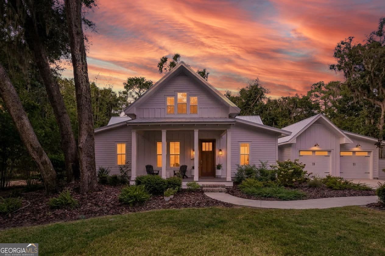 3 bedroom, 2 bathroom, 1,941 sq ft single family residence for sale at 402 Teather Drive, St. Marys, GA 31558 — photo 2