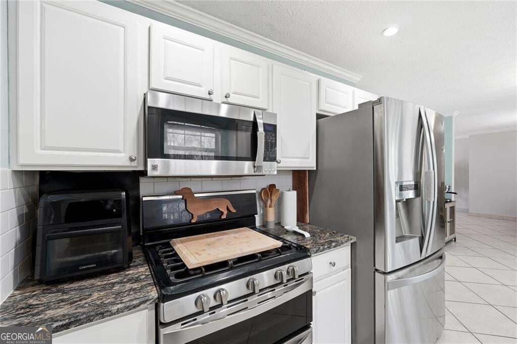 4 bedroom, 2.5 bathroom, 1,693 sq ft single family residence for rent at 4643 Noah Overlook, Acworth, GA 30101 for $2,300 a month — photo 10