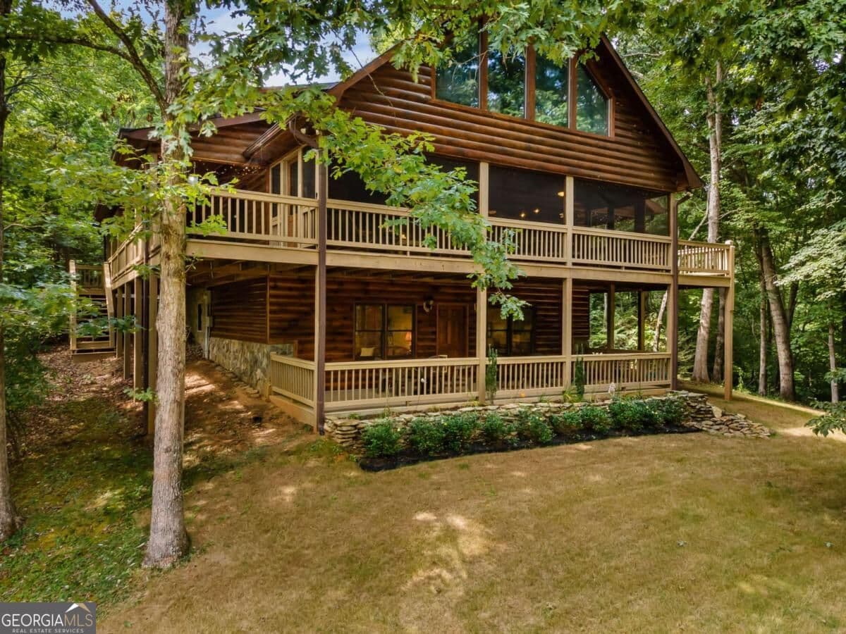 3 bedroom, 3 bathroom, 2,880 sq ft cabin,single family residence for sale at 51 Cornerstone Court 68, Blue Ridge, GA 30513 — photo 1 of 71