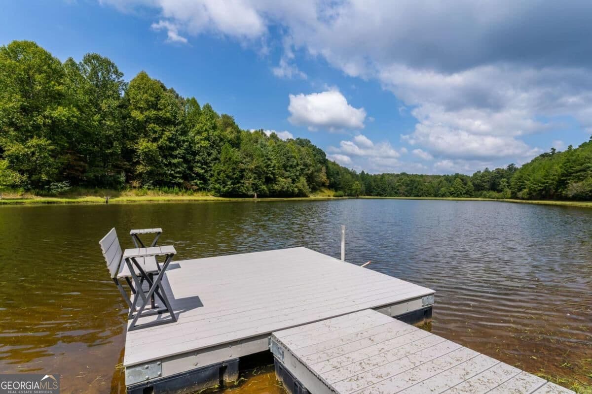 3 bedroom, 3 bathroom, 2,880 sq ft cabin,single family residence for sale at 51 Cornerstone Court 68, Blue Ridge, GA 30513 — photo 9