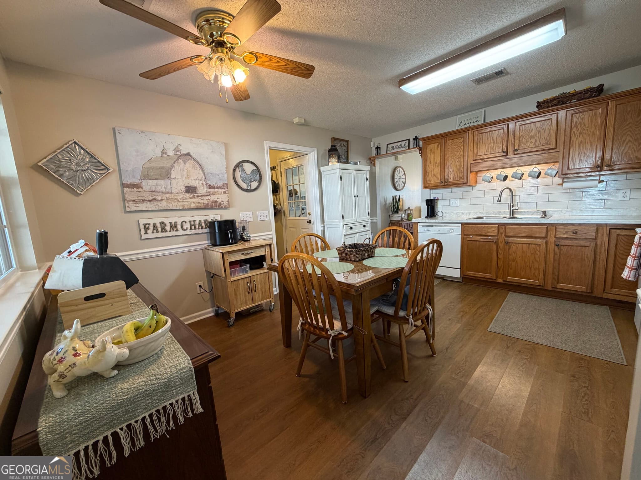 2 bedroom, 2 bathroom, 1,081 sq ft single family residence for sale at 406 Eagles Landing Trail, Warner Robins, GA 31093 — photo 7
