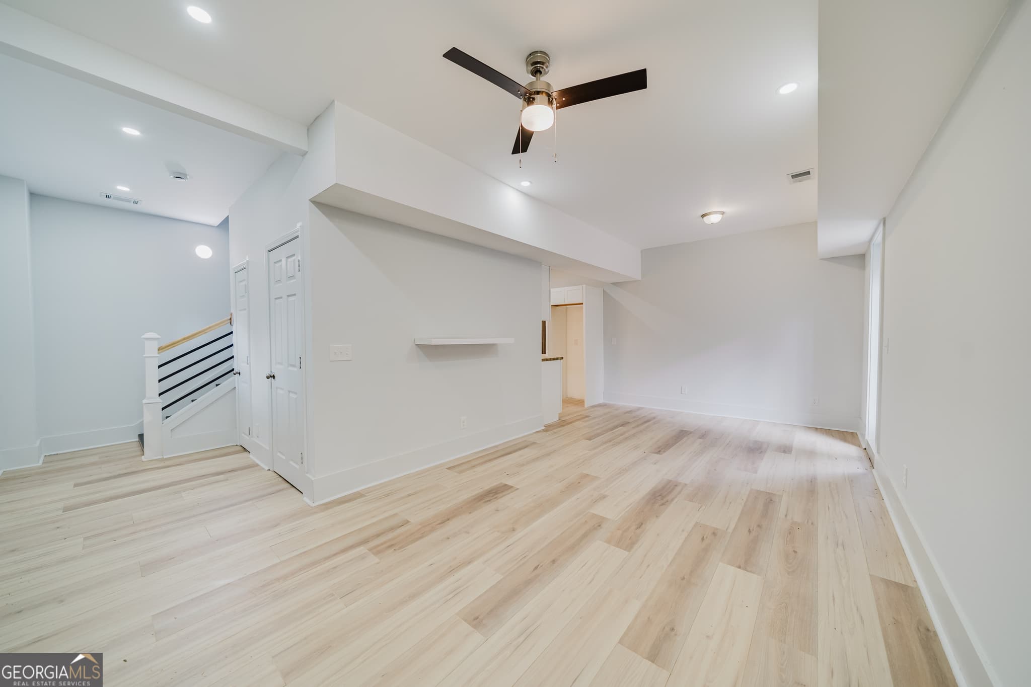 3 bedroom, 2.5 bathroom, 1,248 sq ft single family residence for sale at 2819 Cherry Avenue, Macon, GA 31204 — photo 6