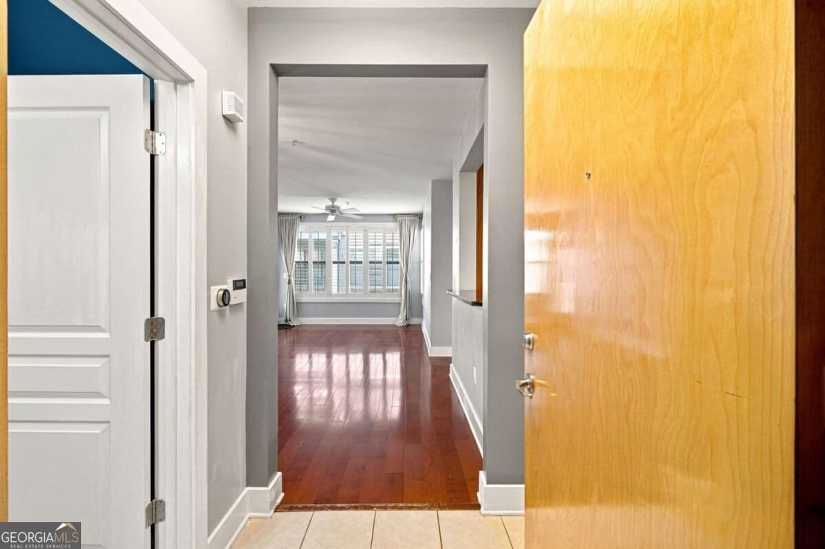 1 bedroom, 1.5 bathroom, 935 sq ft condominium for sale at 799 Hammond Drive 226, Sandy Springs, GA 30328 — photo 7