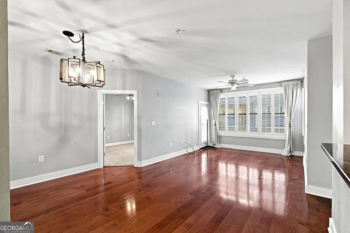 1 bedroom, 1.5 bathroom, 935 sq ft condominium for sale at 799 Hammond Drive 226, Sandy Springs, GA 30328 — photo 8