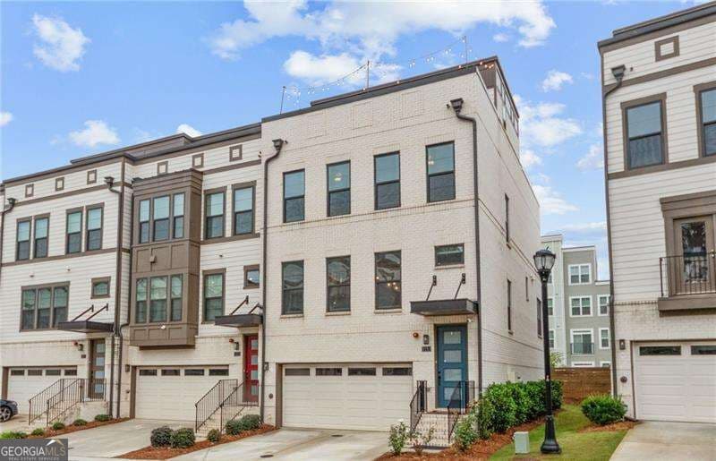 3 bedroom, 4 bathroom, 2,928 sq ft townhouse for rent at 1153 Rivard Circle, Atlanta, GA 30318 for $4,000 a month — photo 2