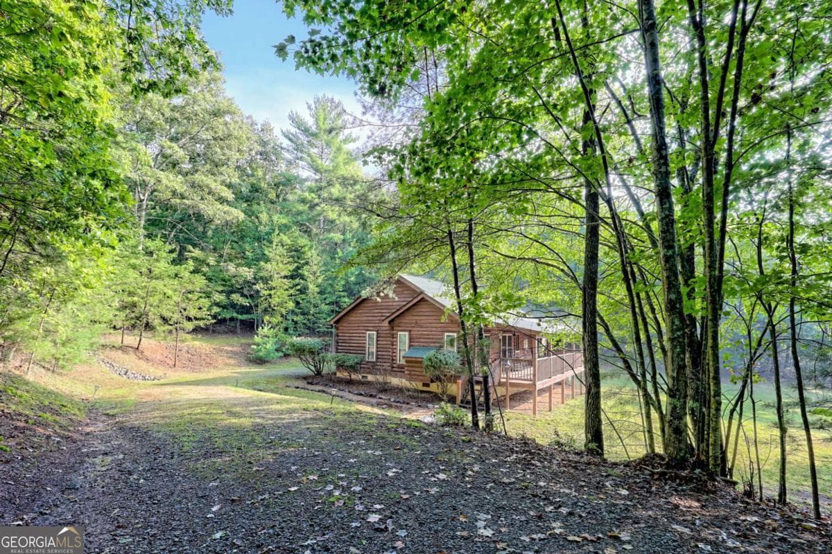 2 bedroom, 2 bathroom cabin,single family residence sold at 21 Ashley Trail, Warne, NC 28909