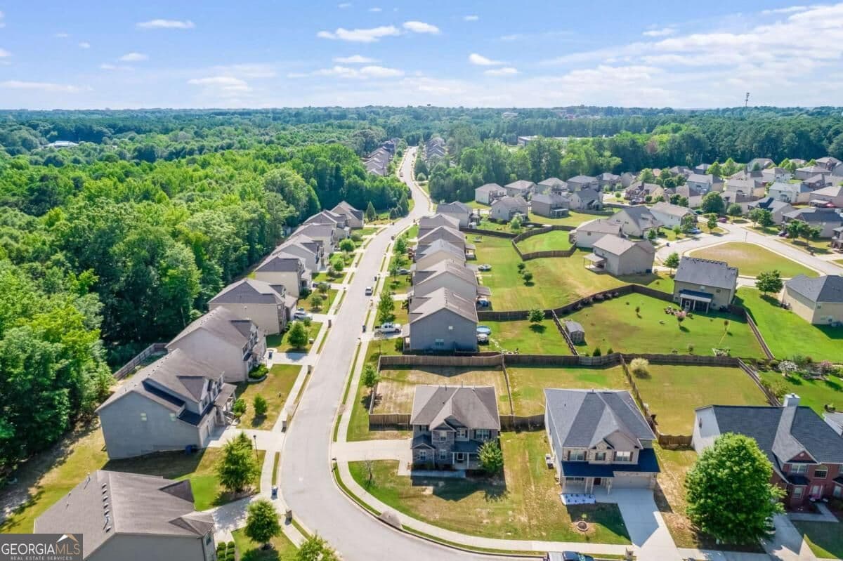 4 bedroom, 3 bathroom, 2,525 sq ft single family residence for sale at 191 Madison Grace Avenue, Mcdonough, GA 30252 — photo 5