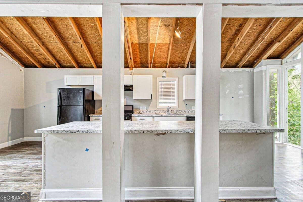 5 bedroom, 2 bathroom, 2,978 sq ft single family residence for sale at 756 Cedar Creek Way, Woodstock, GA 30189 — photo 7