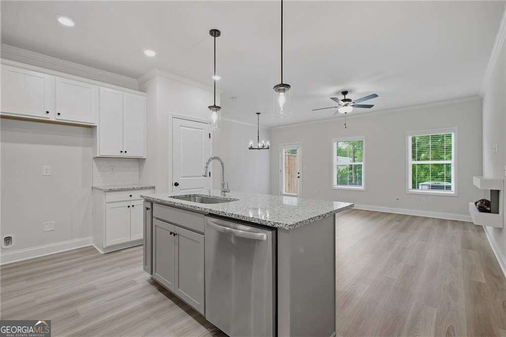 3 bedroom, 2.5 bathroom, 1,585 sq ft townhouse for sale at 13 Sparks Way, Austell, GA 30106 — photo 9