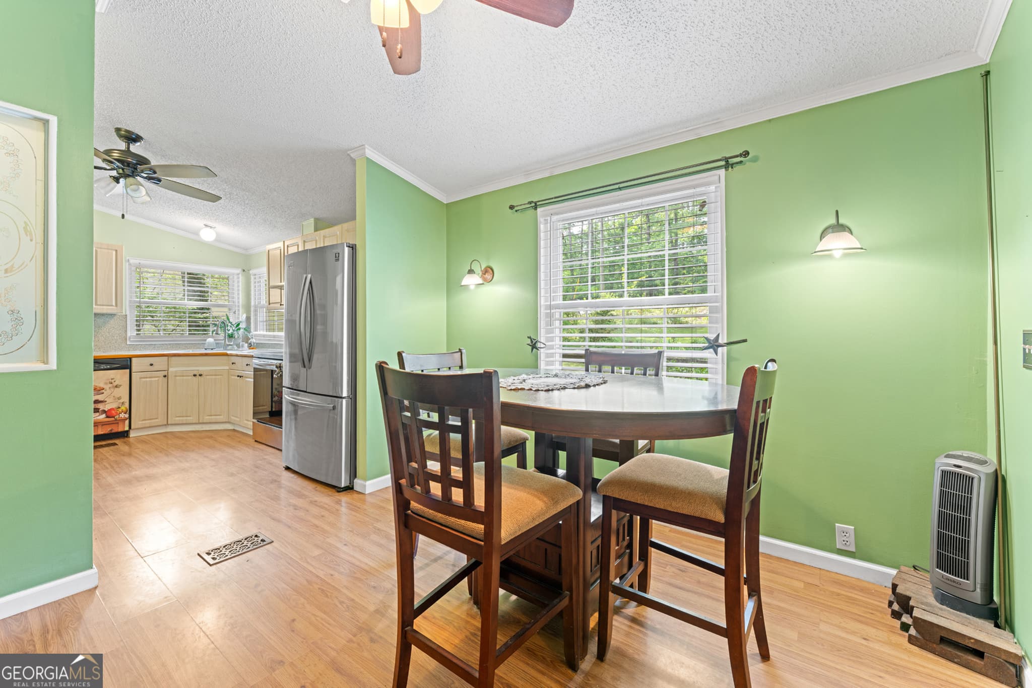 3 bedroom, 2 bathroom, 1,560 sq ft single family residence for sale at 647 Lake Harbor Trail, Martin, GA 30557 — photo 7