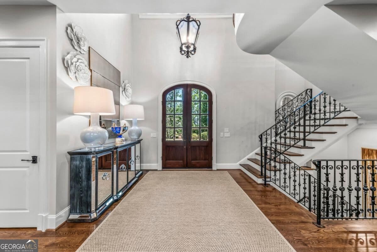 5 bedroom, 6.5 bathroom, 6,177 sq ft single family residence for sale at 1241 Lake Club Drive, Greensboro, GA 30642 — photo 9