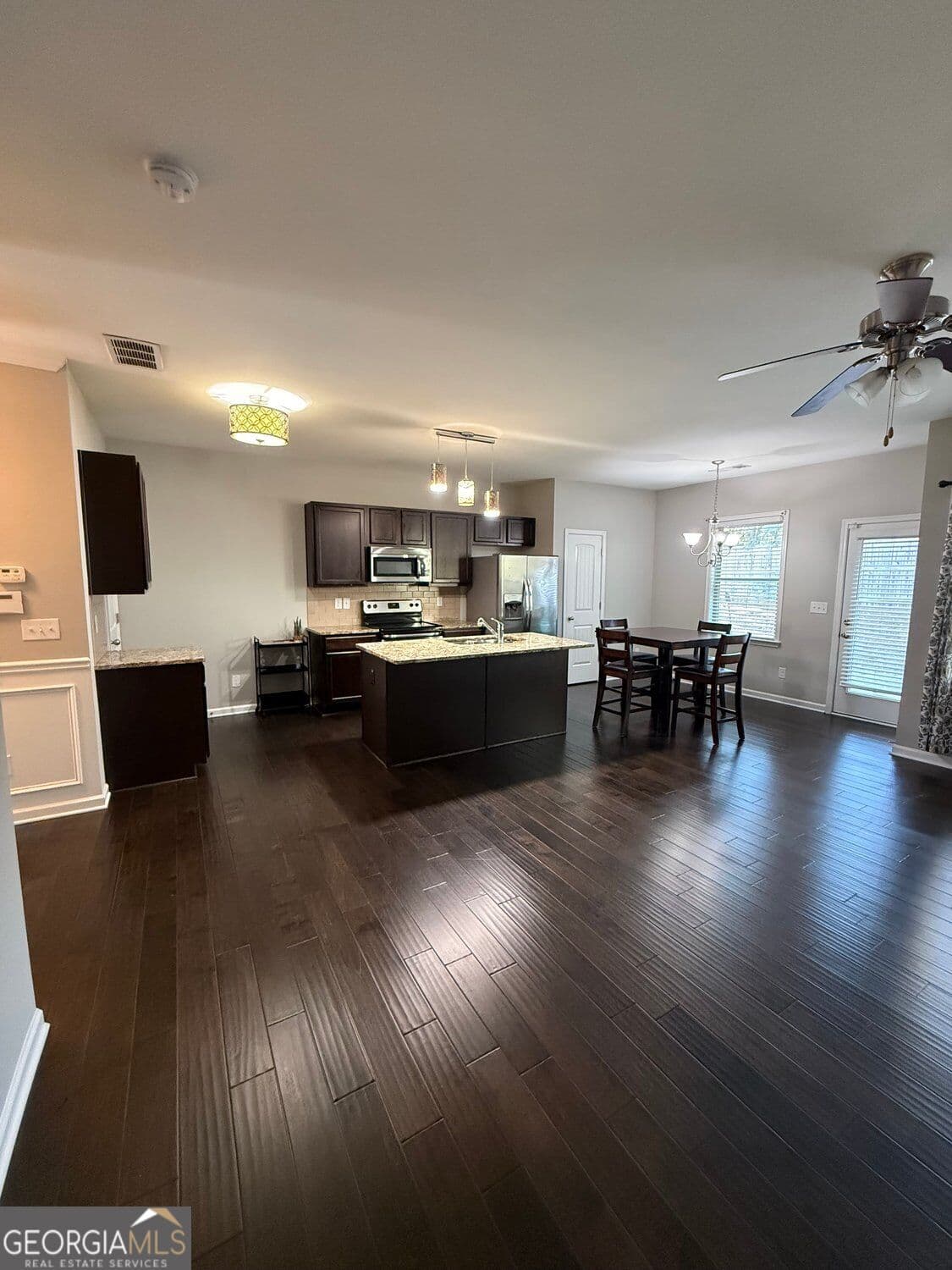 3 bedroom, 2.5 bathroom, 1,347 sq ft townhouse for rent at 3255 Garden Glade Lane, Lithonia, GA 30038 for $2,195 a month — photo 6