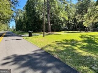 5 bedroom, 3 bathroom, 2,352 sq ft single family residence for sale at 204 Glen Drive, East Dublin, GA 31027 — photo 2