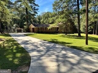 5 bedroom, 3 bathroom, 2,352 sq ft single family residence for sale at 204 Glen Drive, East Dublin, GA 31027