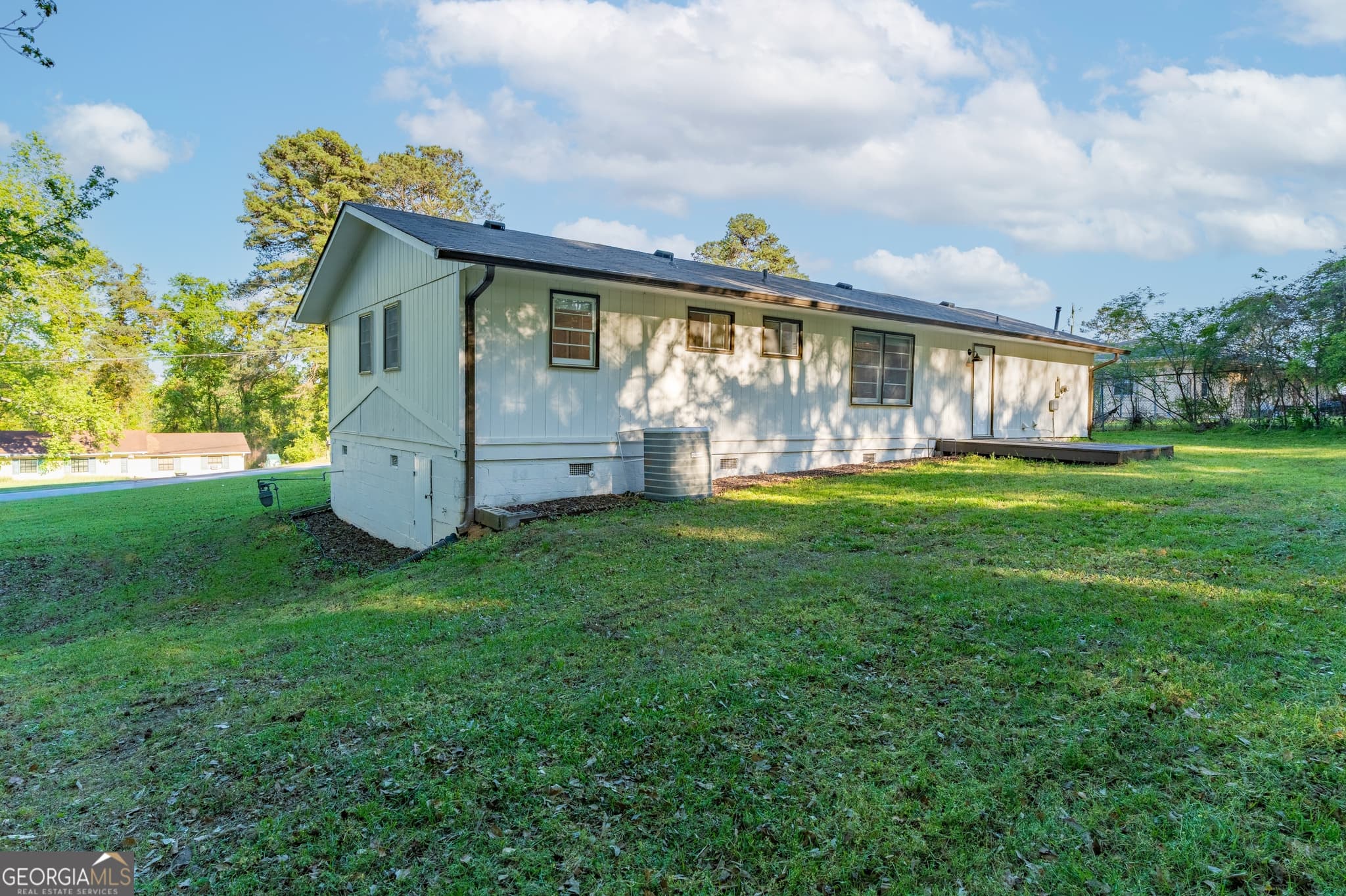 3 bedroom, 1.5 bathroom single family residence for rent at 2290 Pinetree Lane, Conyers, GA 30012 for $1,650 a month — photo 7