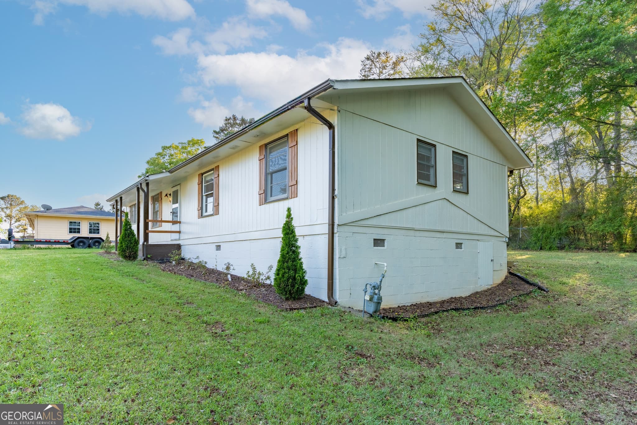 3 bedroom, 1.5 bathroom single family residence for rent at 2290 Pinetree Lane, Conyers, GA 30012 for $1,650 a month — photo 10