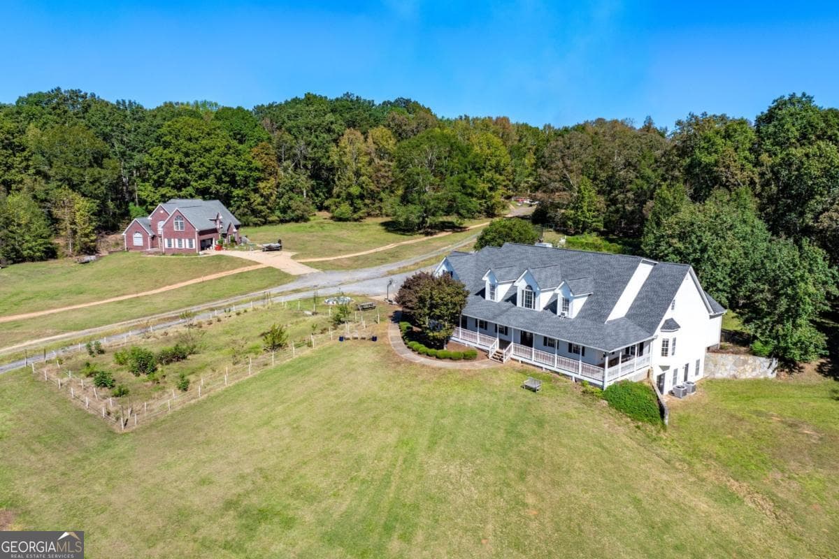 5 bedroom, 4.5 bathroom, 6,216 sq ft single family residence for sale at 422 Blessings Lane, Nicholson, GA 30565 — photo 6