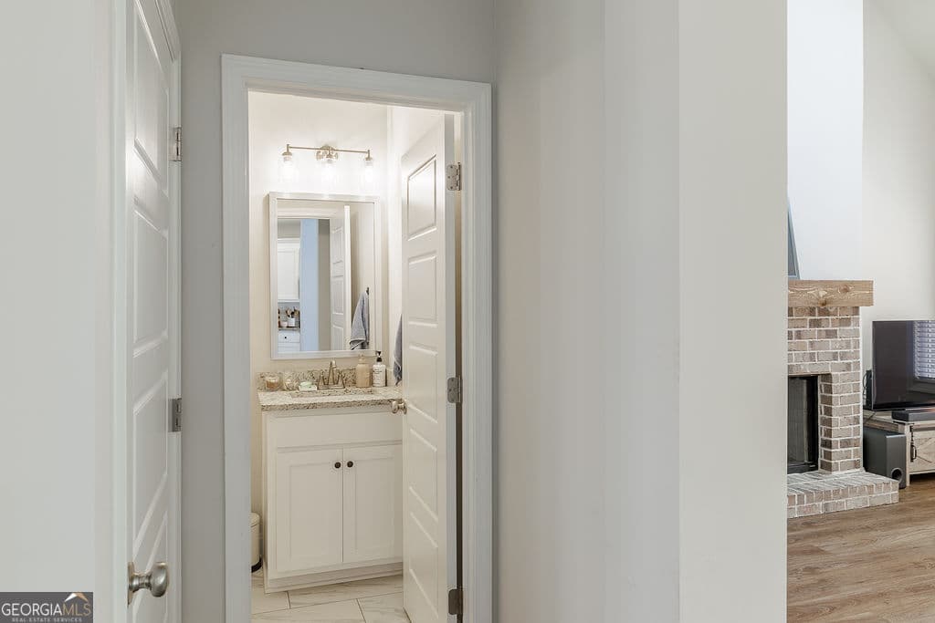 4 bedroom, 3.5 bathroom, 2,647 sq ft single family residence for sale at 15 Richmond Drive, Statham, GA 30666 — photo 9