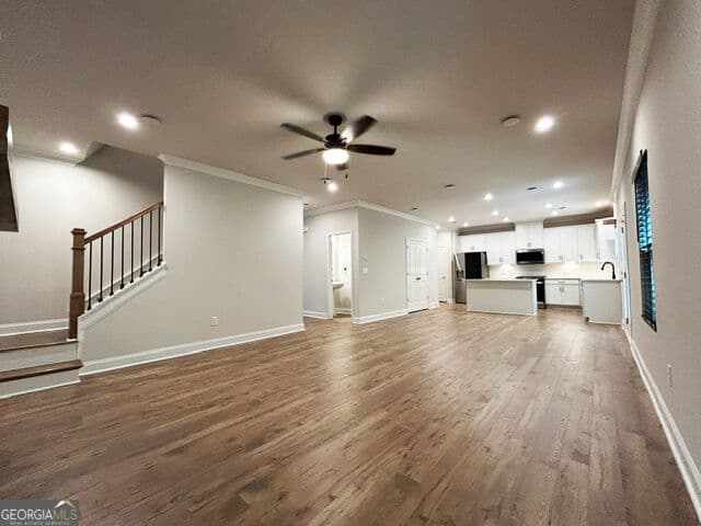 4 bedroom, 2.5 bathroom, 2,164 sq ft single family residence for sale at 63 Brookstone Park, Acworth, GA 30101 — photo 3
