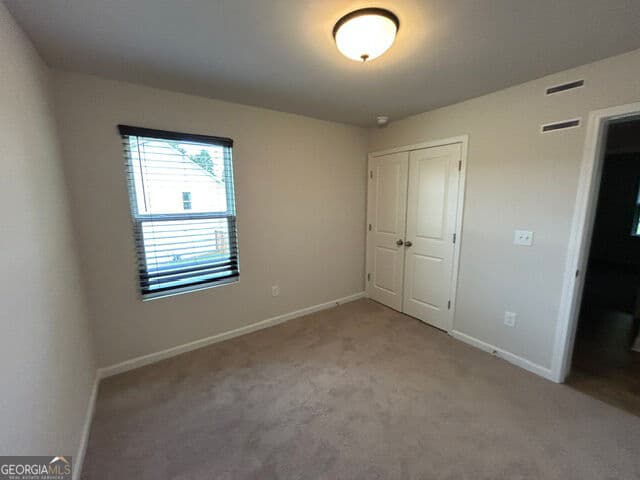 4 bedroom, 2.5 bathroom, 2,164 sq ft single family residence for sale at 63 Brookstone Park, Acworth, GA 30101 — photo 4