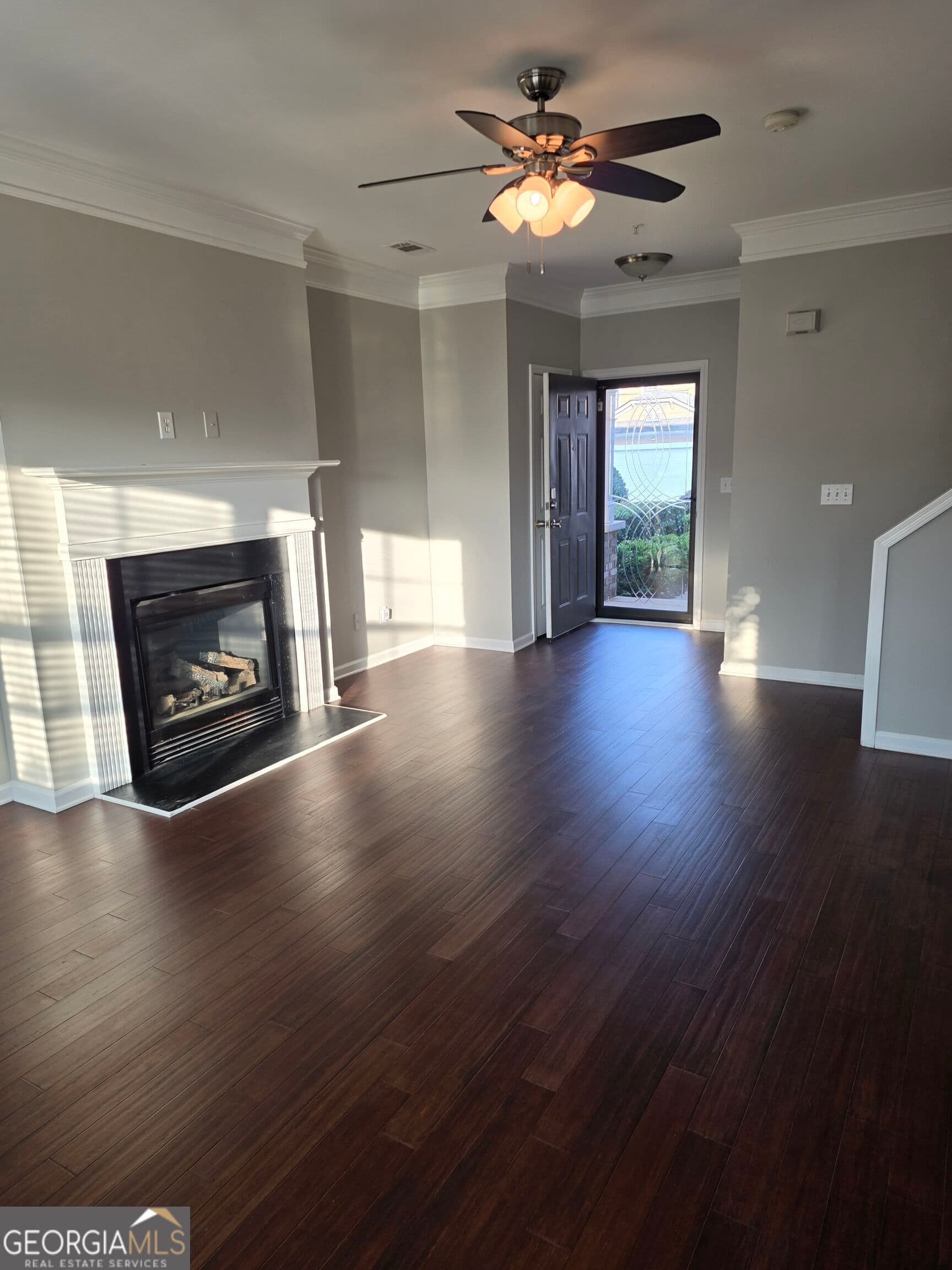3 bedroom, 2.5 bathroom, 1,556 sq ft townhouse for sale at 2432 Black Forest Drive, Conyers, GA 30012 — photo 7