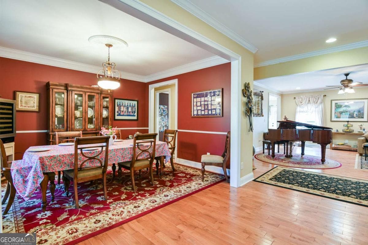 6 bedroom, 3.5 bathroom, 5,166 sq ft single family residence for sale at 283 Creekside Drive, Arnoldsville, GA 30619 — photo 9