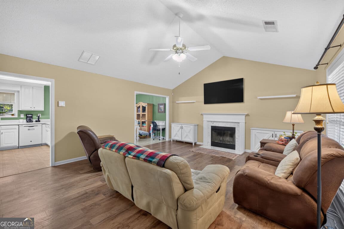 4 bedroom, 3 bathroom, 1,778 sq ft single family residence for sale at 1578 Madison Court, Bethlehem, GA 30620 — photo 9