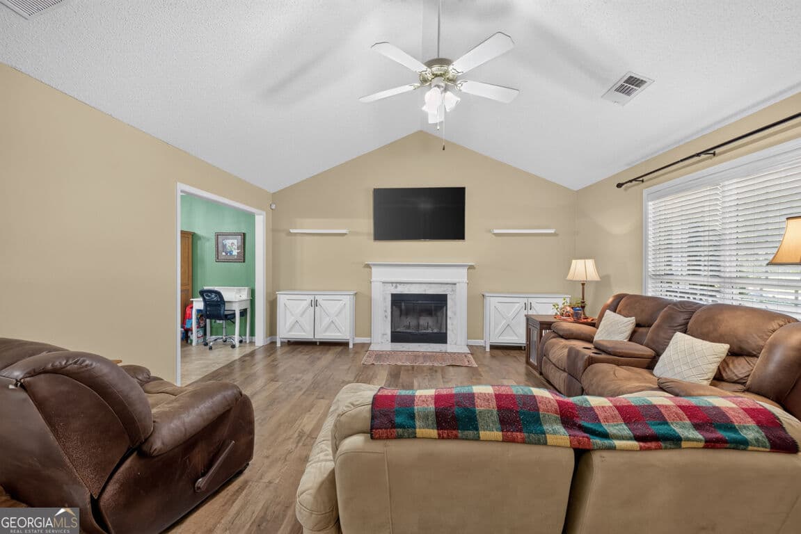 4 bedroom, 3 bathroom, 1,778 sq ft single family residence for sale at 1578 Madison Court, Bethlehem, GA 30620 — photo 8