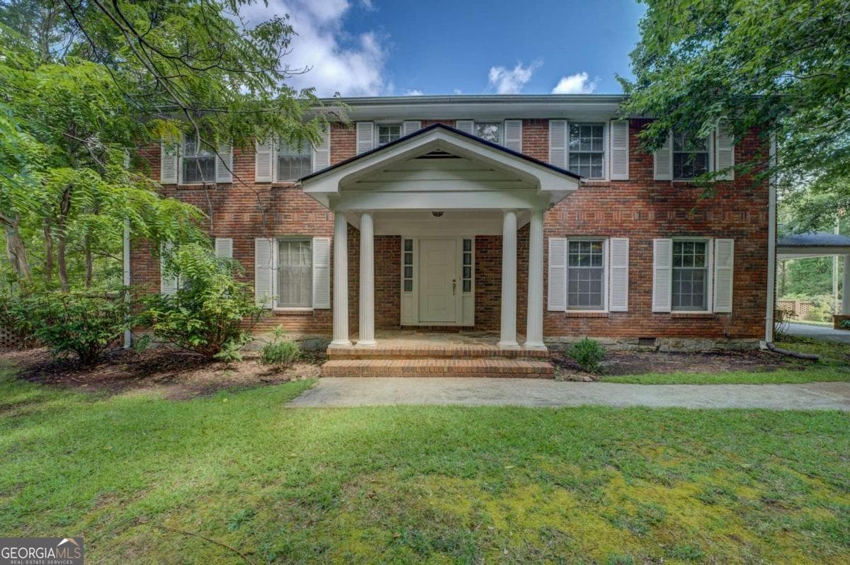 8 bedroom, 3.5 bathroom, 4,742 sq ft single family residence sold at 660 Kirkus Drive, Conyers, GA 30094