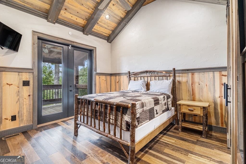 5 bedroom, 4.5 bathroom, 3,848 sq ft cabin,single family residence for sale at 142 Mountain Trace, Ellijay, GA 30540 — photo 7