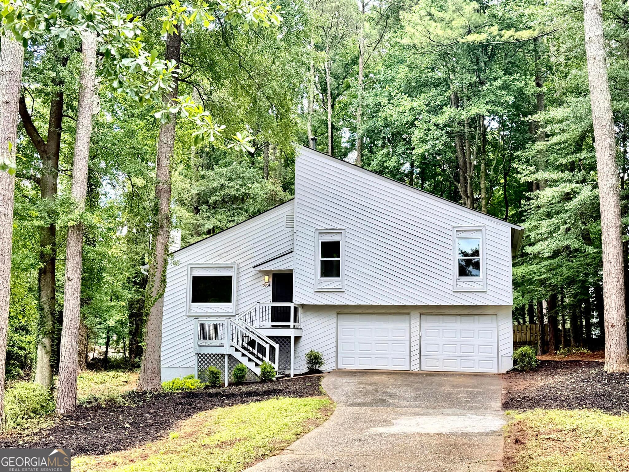 3 bedroom, 2 bathroom, 1,688 sq ft single family residence sold at 3904 Trade Wind Court, Marietta, GA 30062
