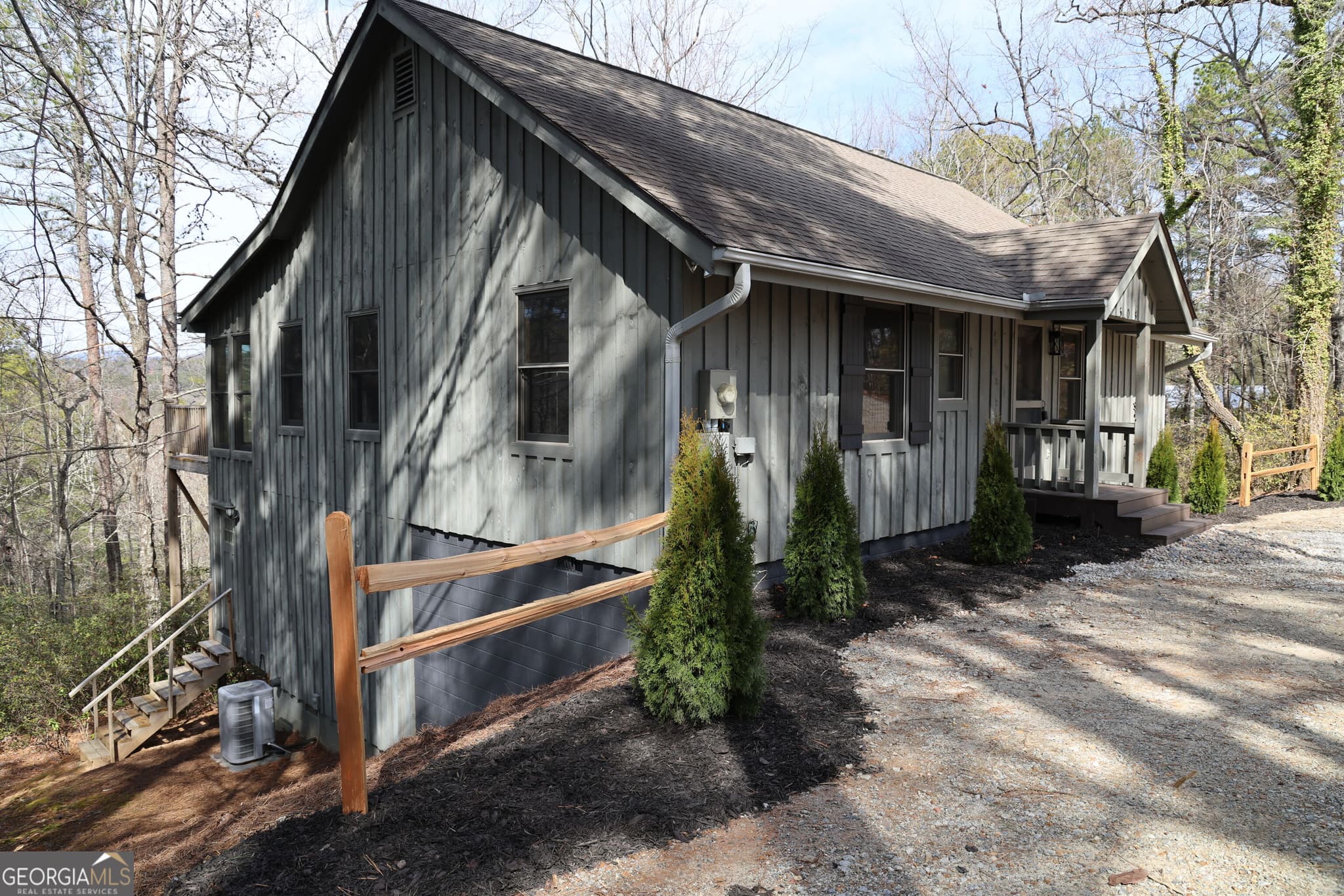 3 bedroom, 3 bathroom, 1,653 sq ft cabin,single family residence for sale at 505 Long Mountain Drive, Lakemont, GA 30552 — photo 6